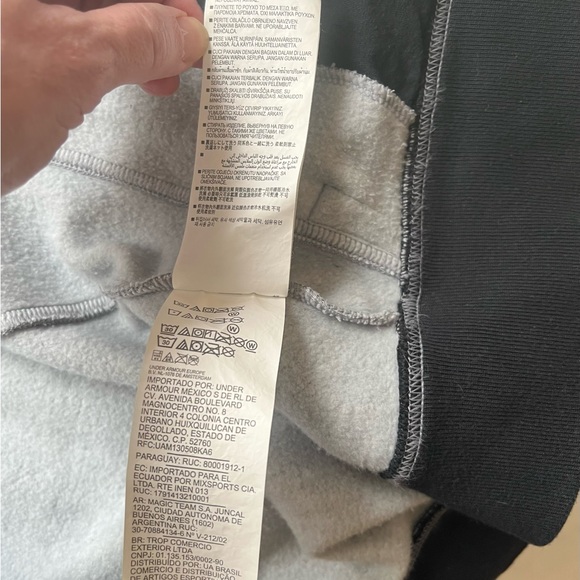 Under Armour Men’s Gray Zip Up Hoodie - Picture 6 of 9